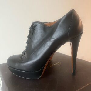 Authentic Gucci Leather Lace up High Heel Shoes
